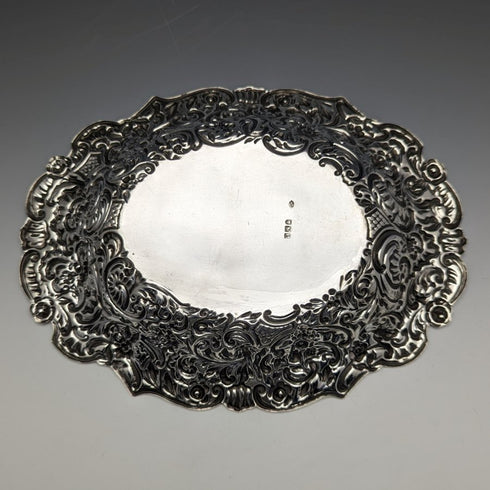 1900 British antique sterling silver bowl embossed 217g William Comyns